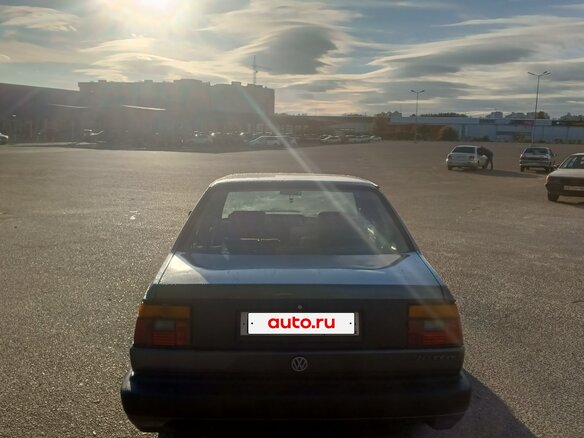 1989 Volkswagen Jetta II, серый, 195000 рублей - вид 4