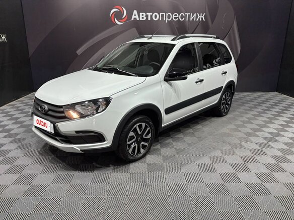 2026 Lada (ВАЗ) Granta Cross I Рестайлинг, белый, 1226000 рублей