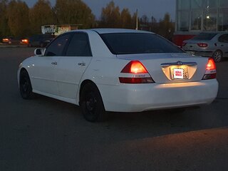 2001 Toyota Mark II IX (X110), белый, 695000 рублей, вид 4