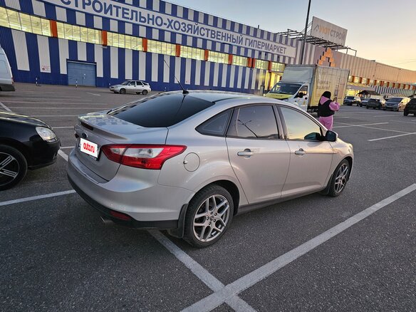 2015 Ford Focus III, серый, 910000 рублей - вид 3