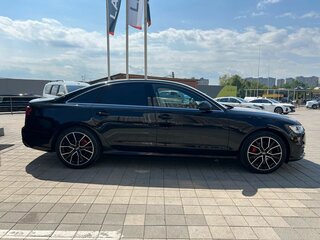 2016 Audi A6 IV (C7) Рестайлинг, чёрный, 1650000 рублей, вид 4