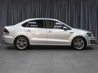 2018 Volkswagen Polo V Рестайлинг, серебристый, 1339000 рублей, вид 5