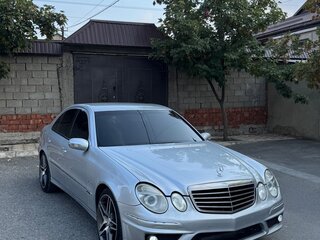 2004 Mercedes-Benz E-Класс 500 III (W211, S211), серебристый, 870000 рублей, вид 2