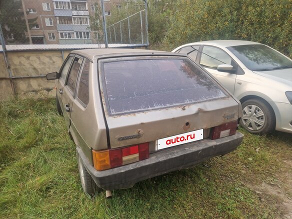 2001 Lada (ВАЗ) 2109 21093i, серый