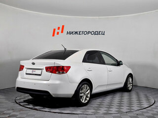 2012 Kia Cerato 6-speed II, белый, 773000 рублей, вид 5