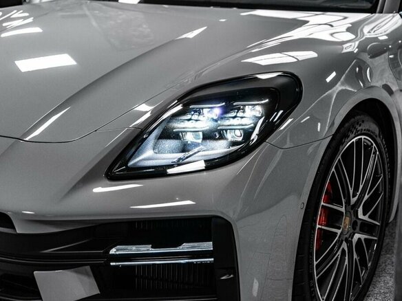 2025 Porsche Panamera 4 E-Hybrid III, серебристый, 22531000 рублей - вид 1