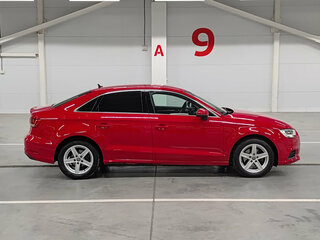2018 Audi A3 III (8V) Рестайлинг, красный, 1949000 рублей, вид 4