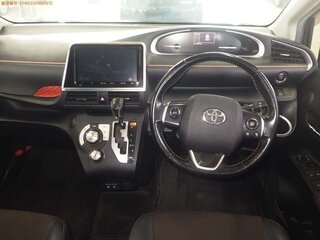 2018 Toyota Sienta II Рестайлинг, чёрный, 1350000 рублей, вид 5