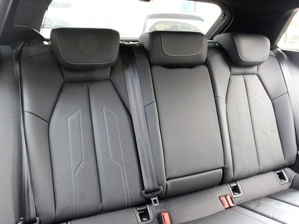 2021 Audi A3 Sportback 35 TFSI IV (8Y), жёлтый, 1956111 рублей - вид 15