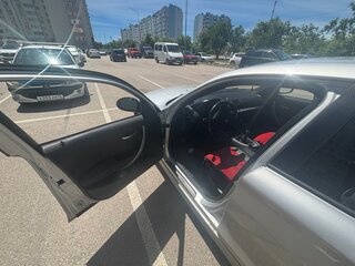 2004 BMW 1 серии 116i I (E81/E82/E87/E88), серебристый, 560000 рублей, вид 5