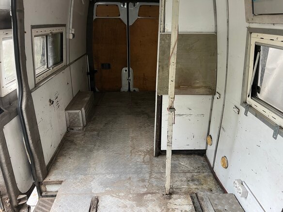 2006 Mercedes-Benz Sprinter, белый, 1100000 рублей - вид 10