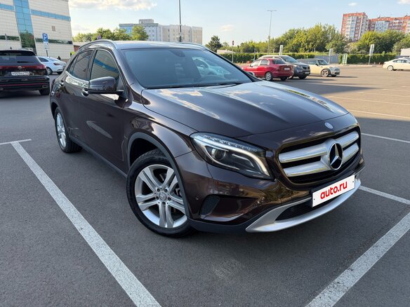 2014 Mercedes-Benz GLA 250 I (X156), коричневый, 1565000 рублей - вид 2