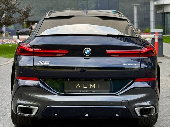 2025 BMW X6 40i III (G06) Рестайлинг, синий, 12700000 рублей - вид 5