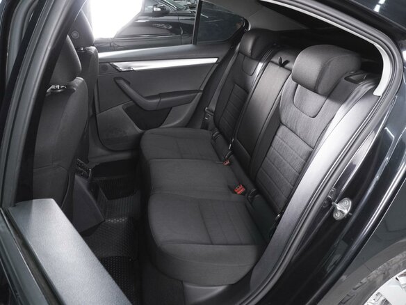 2015 Skoda Octavia III (A7), чёрный, 1170000 рублей - вид 8