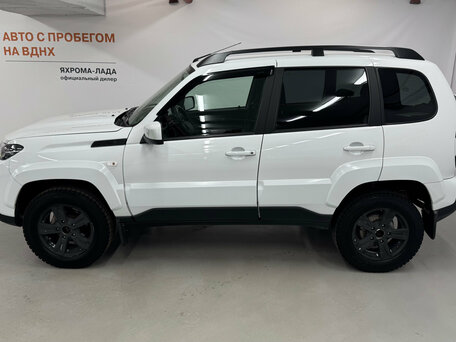 2024 Lada (ВАЗ) Niva Travel I, белый, 1085000 рублей, вид 1