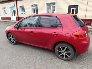 2008 Toyota Auris I, красный, 650000 рублей, вид 2