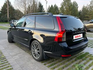 2010 Volvo V50 I Рестайлинг, чёрный, 569000 рублей, вид 4