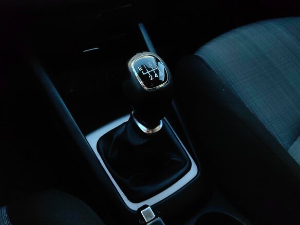 2010 Kia Ceed I Рестайлинг, серебристый, 620000 рублей - вид 15