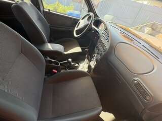 2023 Lada (ВАЗ) Niva Travel I, белый, 1000000 рублей, вид 3
