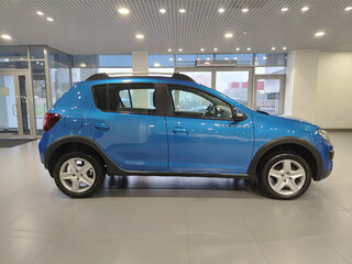 2016 Renault Sandero Stepway II, синий, 822000 рублей, вид 4