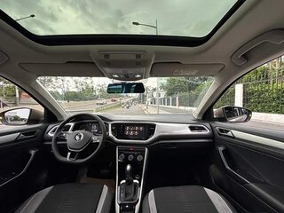 2021 Volkswagen T-Roc I Рестайлинг, золотистый, 1340000 рублей, вид 4