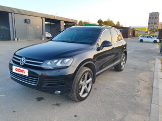 2011 Volkswagen Touareg II, чёрный, 1850000 рублей, вид 1