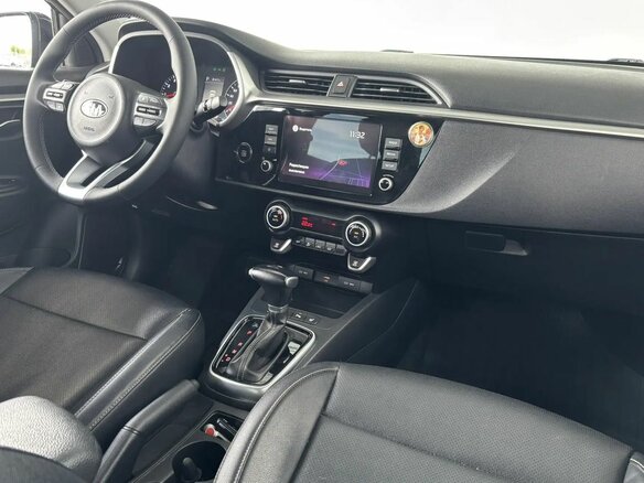 2021 Kia Rio IV Рестайлинг, чёрный, 1580000 рублей - вид 10