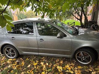 2013 Skoda Octavia DSG7 II (A5) Рестайлинг, серый, 750000 рублей, вид 5