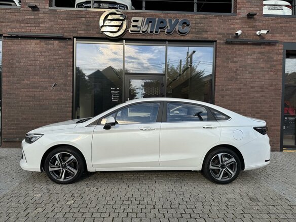 2025 BAIC U5 Plus, белый, 2130000 рублей - вид 5