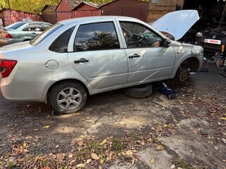 2012 Lada (ВАЗ) Granta I, серебристый, 315000 рублей, вид 2