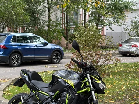 2020 Kawasaki Z 650, чёрный, 620000 рублей, вид 1