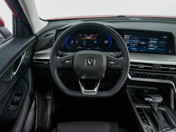 2025 Changan CS35 Plus I Рестайлинг, красный - вид 11