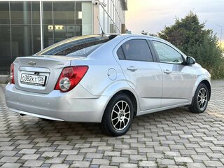 2012 Chevrolet Aveo II, серый, 750000 рублей, вид 3