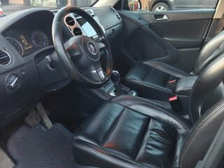 2011 Volkswagen Tiguan I, чёрный, 1000000 рублей, вид 5