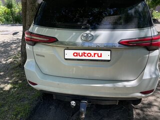2021 Toyota Fortuner II Рестайлинг, белый, 5500000 рублей, вид 2