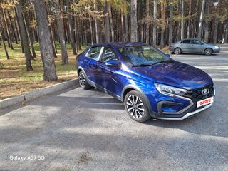 2025 Lada (ВАЗ) Vesta Cross I Рестайлинг (NG), синий, 1555000 рублей, вид 3