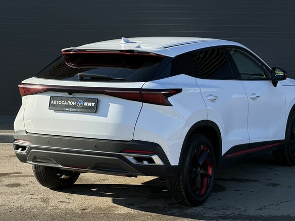 2022 Omoda C5 I, белый, 1550000 рублей - вид 5