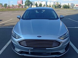 2018 Ford Fusion (North America) II Рестайлинг, серебристый, 1145563 рублей, вид 2