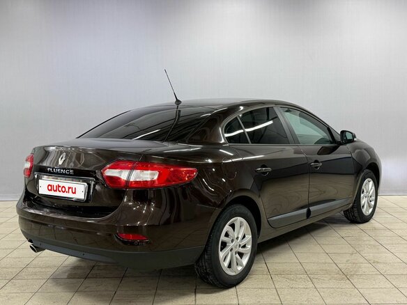 2016 Renault Fluence I Рестайлинг, коричневый, 690000 рублей - вид 6