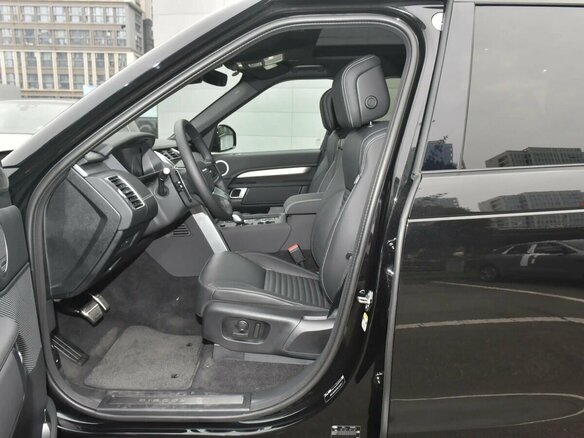 2025 Land Rover Discovery P360 V Рестайлинг, чёрный, 13270000 рублей - вид 15