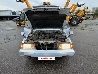 1984 Toyota Mark II IV (X60), белый, 650000 рублей, вид 4
