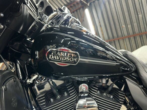 2013 Harley-Davidson Electra Glide, чёрный, 1050000 рублей - вид 13