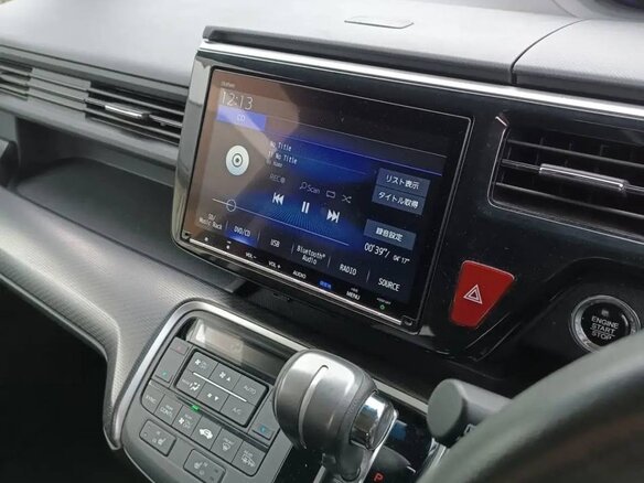 2019 Honda Stepwgn Spada V Рестайлинг, чёрный, 2400000 рублей - вид 13