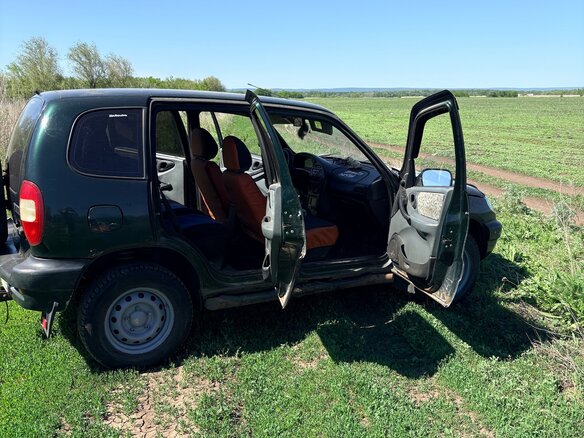 2004 Chevrolet Niva I, зелёный, 150000 рублей - вид 2