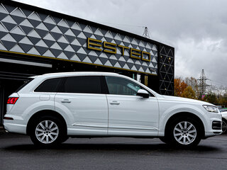 2017 Audi Q7 II (4M), белый, 2670000 рублей, вид 4