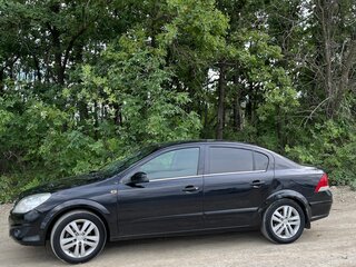 2008 Opel Astra H Рестайлинг, чёрный, 520000 рублей, вид 2
