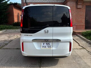 2015 Honda Stepwgn V, белый, 1500000 рублей, вид 4