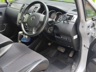 2012 Nissan Tiida I, серый, 850000 рублей, вид 4