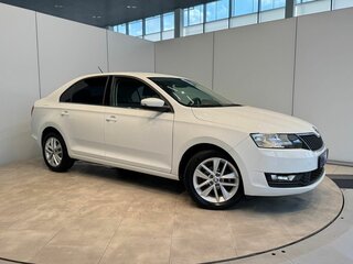 2018 Skoda Rapid I Рестайлинг, белый, 1299000 рублей, вид 3