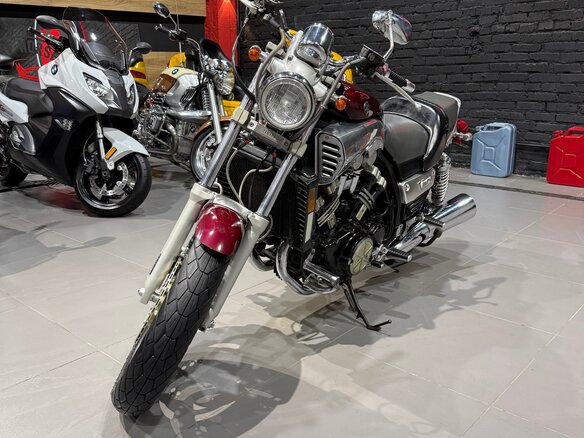 1997 Yamaha V-Max 1200, красный, 365000 рублей - вид 12